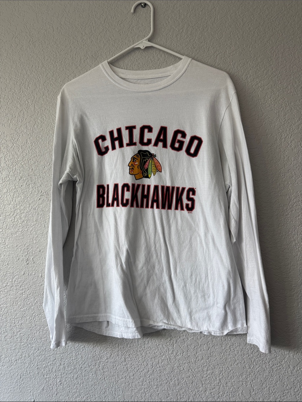 Fanatics White Chicago Blackhawks Long-Sleeve Tee
